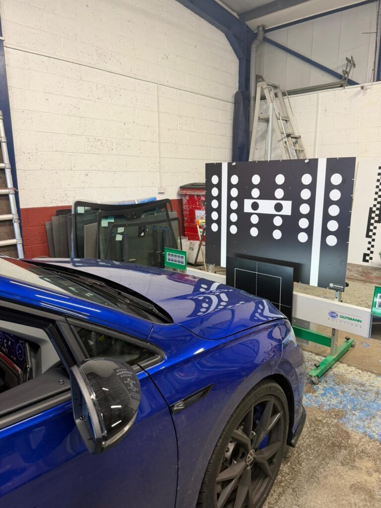 Home - Strathclyde Windscreens Home - Strathclyde Windscreens